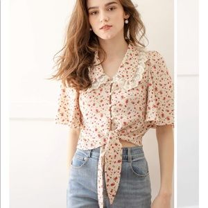 Lace Collar Blouse| Vintage feels| Flutter sleeves